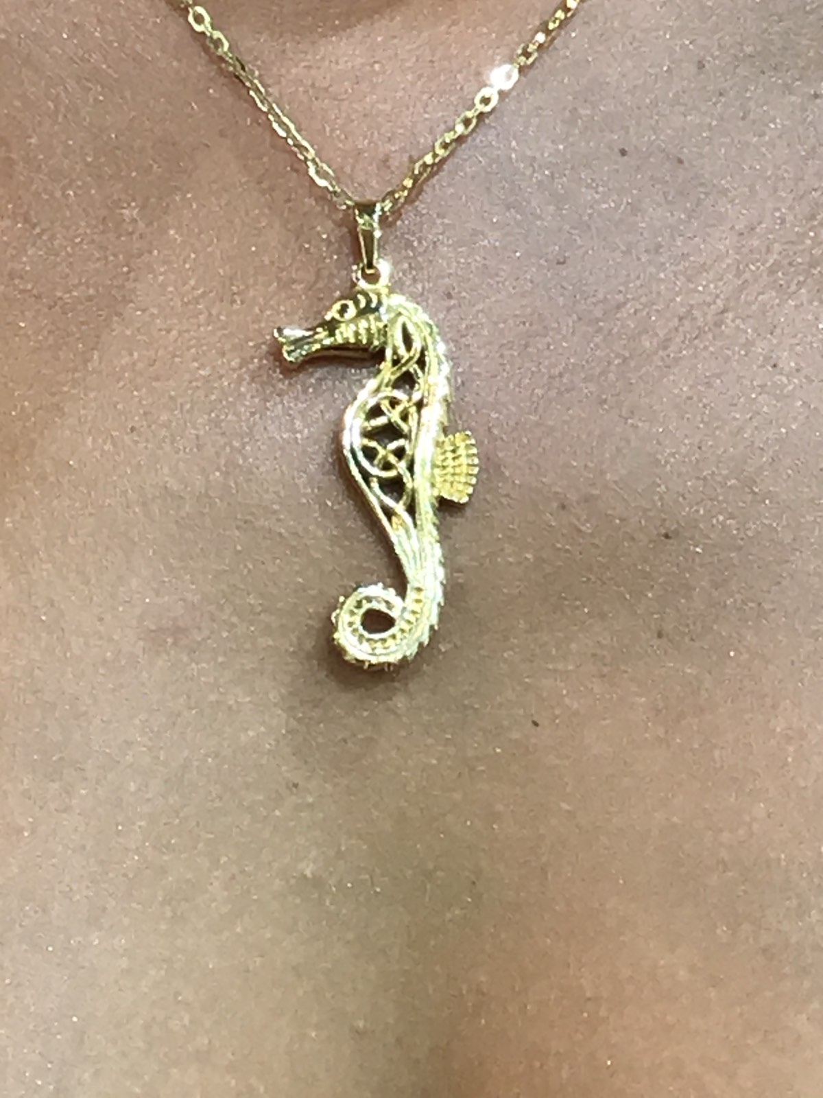 Sea Horse Pendant in Solid Gold 14 Karat (585)